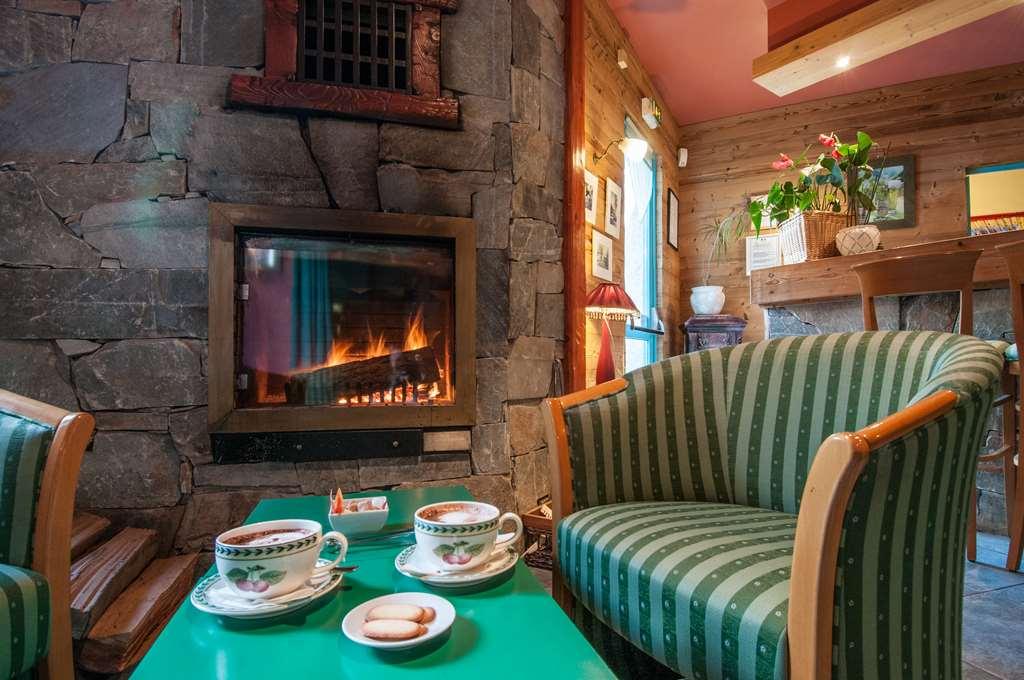 Brit Hotel Florimont Saint-Ferréol Εστιατόριο φωτογραφία